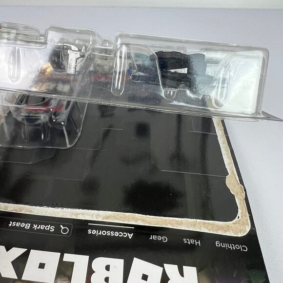 ROBLOX Toys Lot of 6 Figurines Open Box Damaged Box Missing Pieces - Picture 14 of 16